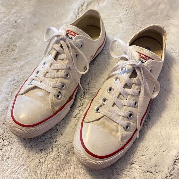 Converse Shoes - ❤️‍🔥3/$10❤️‍🔥 All-Star White Converse